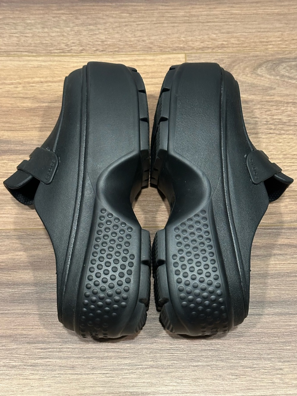 Crocs Stomp Loafer in Black Size 6 - Picture 8 of 13